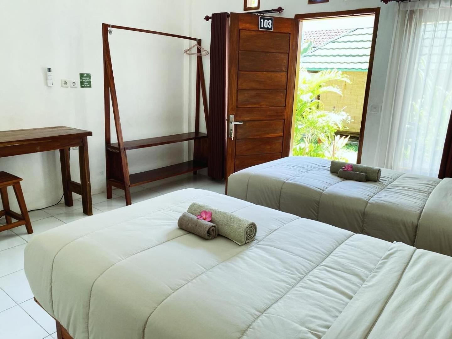 Mango Room Mandalika Kuta  Extérieur photo